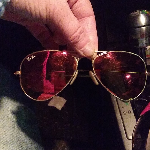 Ray ban sunglasses - Picture 3 of 3